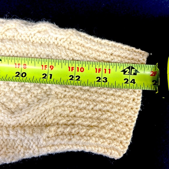 Vintage wool fisherman’s sweater handknit in Scotland by Arthur Armstrong & co - Picture 7 of 11